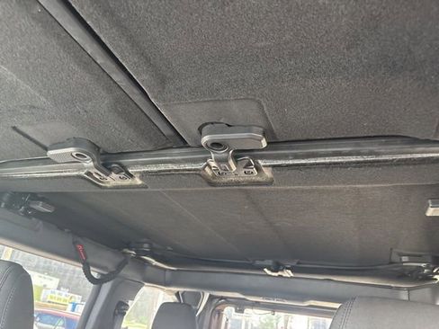 Used 2023 Ford Bronco Outer Banks w/ Sasquatch Package image 61