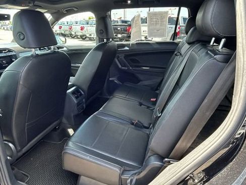 Used 2020 Volkswagen Tiguan SE R-Line AWD/4WD image 15
