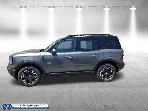 Certified 2025 Ford Bronco Sport Outer Banks w/ Outer Banks Tech Package+ AWD/4WD image 5