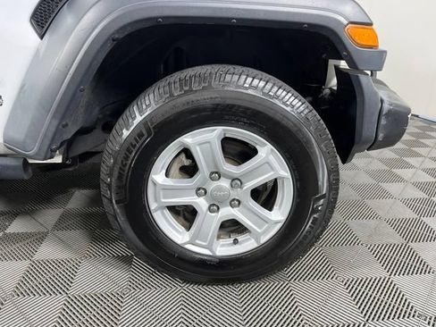 Used 2020 Jeep Wrangler Unlimited Sport S AWD/4WD image 9