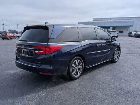 Used 2023 Honda Odyssey Touring image 3