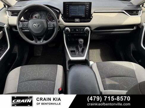 Used 2021 Toyota RAV4 XLE FWD image 28