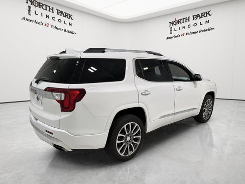 Used 2021 GMC Acadia Denali w/ Denali Technology Package FWD image 5