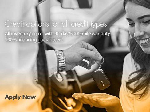 Used 2012 Jeep Wrangler Unlimited Sahara w/ Max Tow Pkg image 3