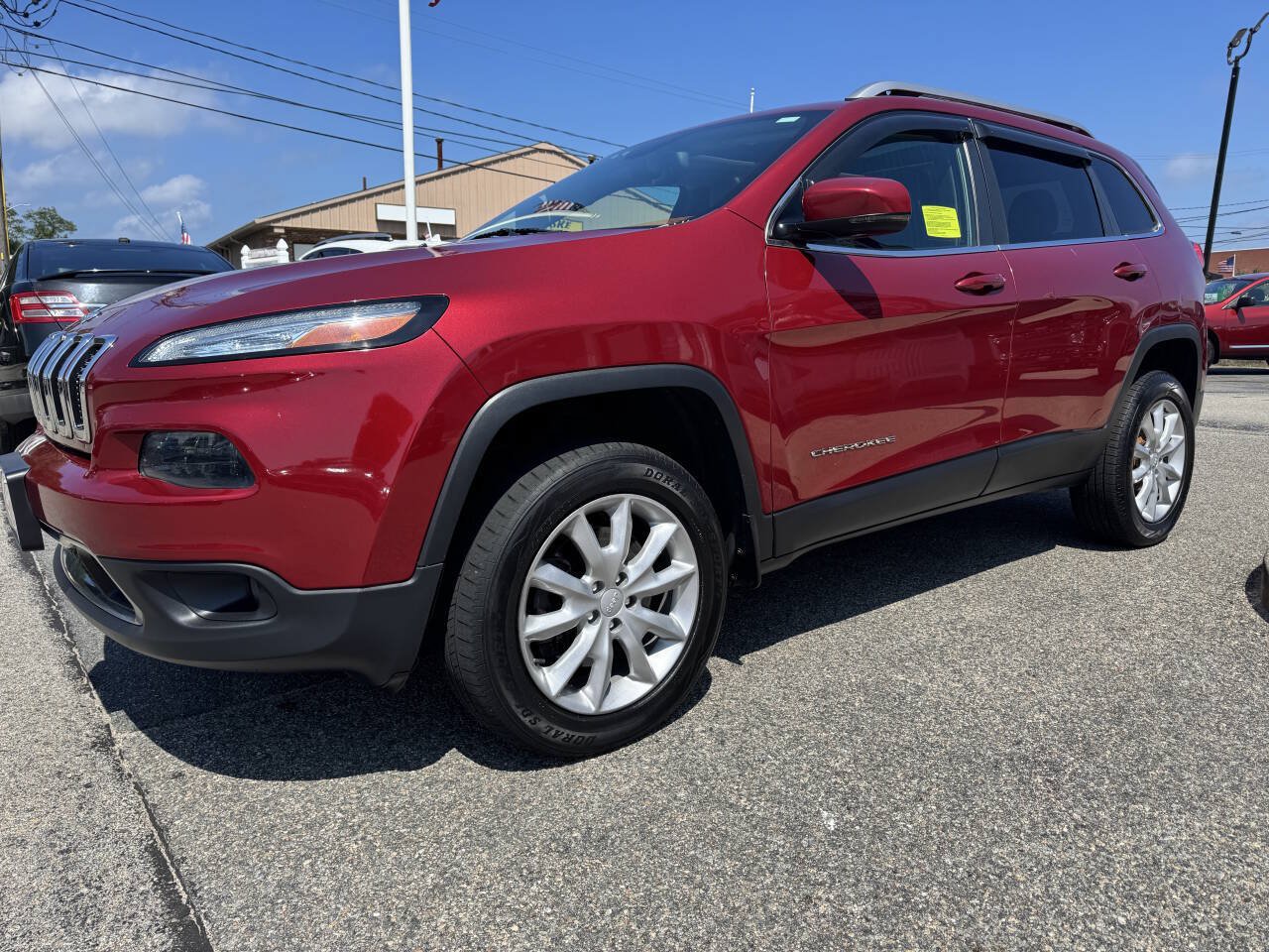 Used 2014 Jeep Cherokee Limited AWD/4WD image 3