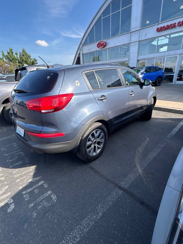 Used 2015 Kia Sportage LX FWD image 4
