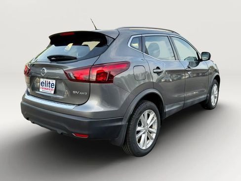 Used 2018 Nissan Rogue Sport SV w/ SV All-Weather Package image 7