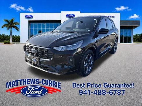 Certified 2023 Ford Escape ST-Line Select w/ Tech Pack #2 AWD/4WD image 7