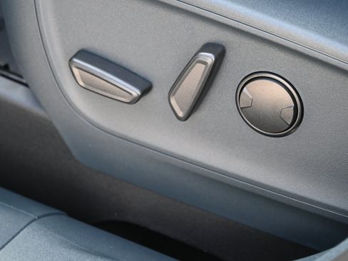 New 2026 Ford Maverick Lobo AWD/4WD image 34