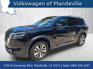 Used 2025 Nissan Pathfinder SL FWD video 1