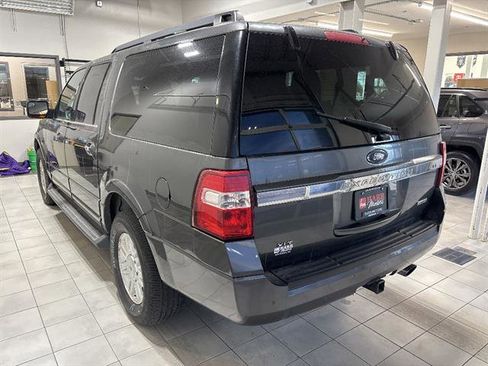 Used 2017 Ford Expedition EL XLT w/ Equipment Group 202A AWD/4WD image 2