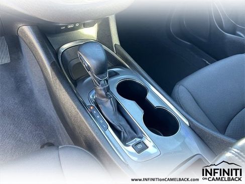 Used 2023 Chevrolet Malibu LT image 35