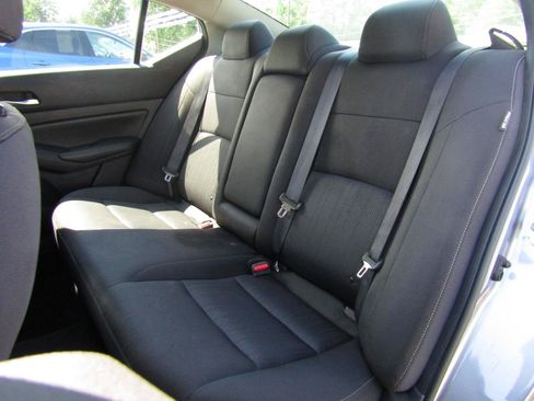 Used 2020 Nissan Altima 2.5 S FWD image 19