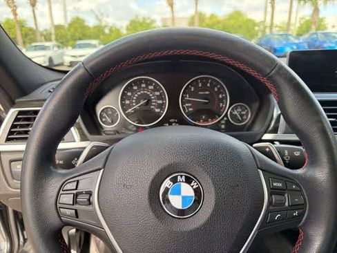 Used 2017 BMW 330i xDrive Sedan AWD/4WD image 34