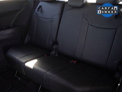 Used 2025 Toyota Sienna XSE w/ XSE Premium Package image 15