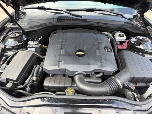Used 2015 Chevrolet Camaro LS RWD image 16