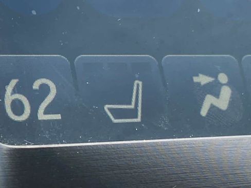 Used 2018 Acura TLX image 18