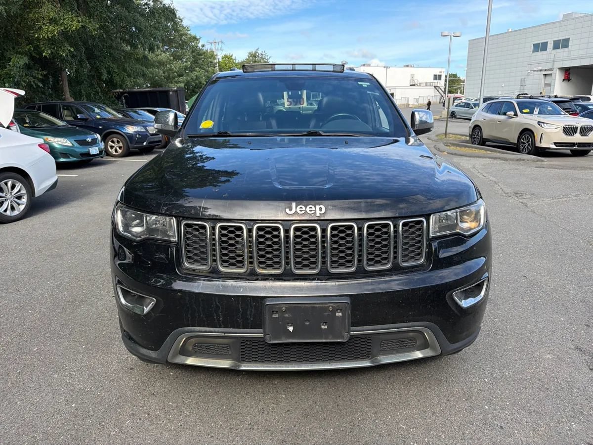 Used 2017 Jeep Grand Cherokee Limited AWD/4WD image 1