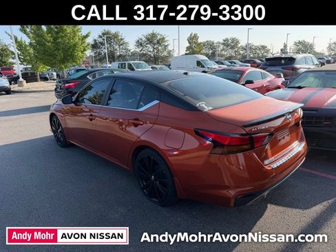 Used 2019 Nissan Altima 2.5 SR FWD image 6