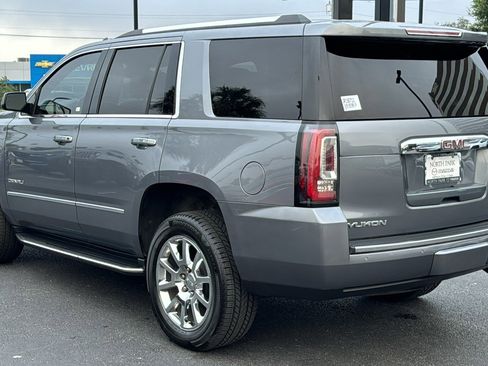 Used 2019 GMC Yukon Denali AWD/4WD image 5