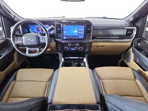 Used 2025 Ford F250 Lariat w/ Chrome Package AWD/4WD image 11