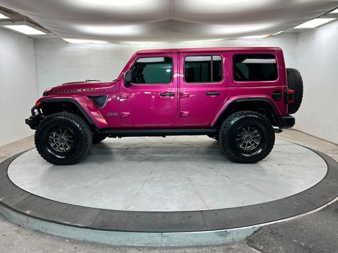 Used 2024 Jeep Wrangler Unlimited Rubicon 392 image 2