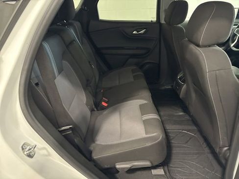 Used 2024 Chevrolet Blazer LT w/ Convenience Package FWD image 39