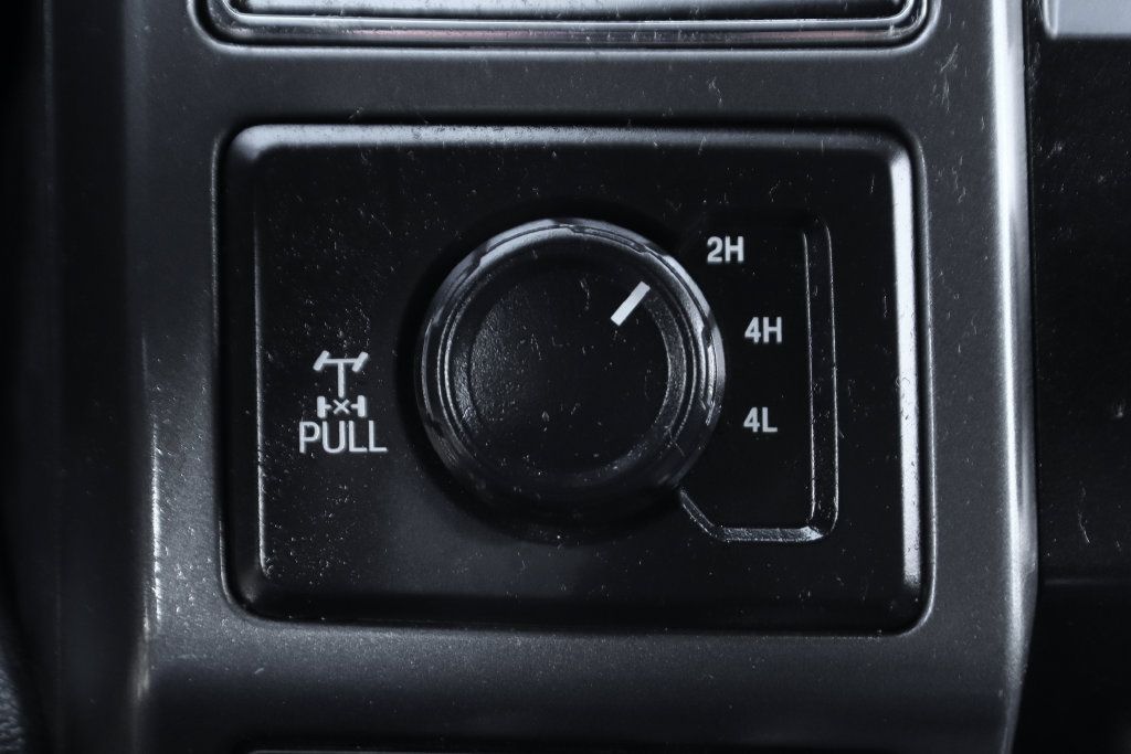 Used 2018 Ford F150 XLT w/ Equipment Group 302A Luxury AWD/4WD image 32