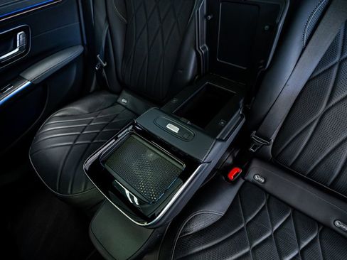 Used 2023 Mercedes-Benz EQS 580 4MATIC Sedan image 60