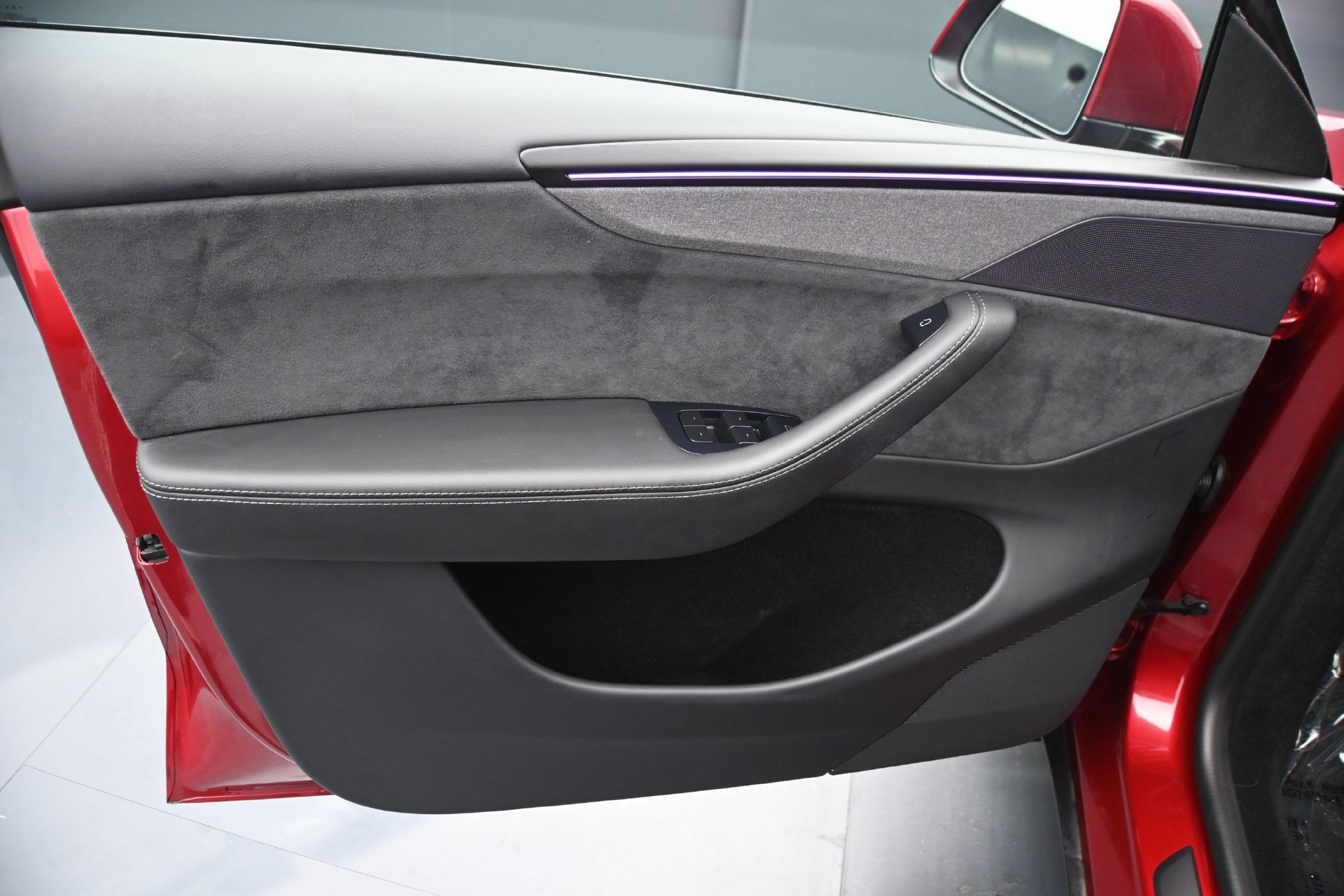 Used 2026 Tesla Model Y AWD image 18