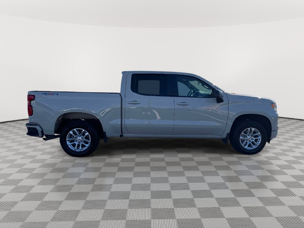 Used 2026 Chevrolet Silverado 1500 RST AWD/4WD image 2