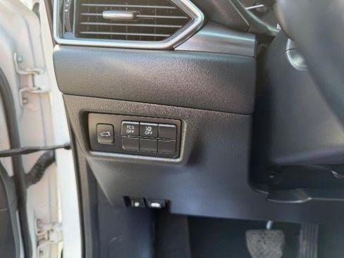 Used 2018 MAZDA CX-5 Touring w/ Preferred Equipment Package image 23