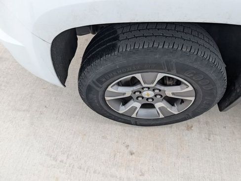 Used 2016 Chevrolet Colorado Z71 image 8