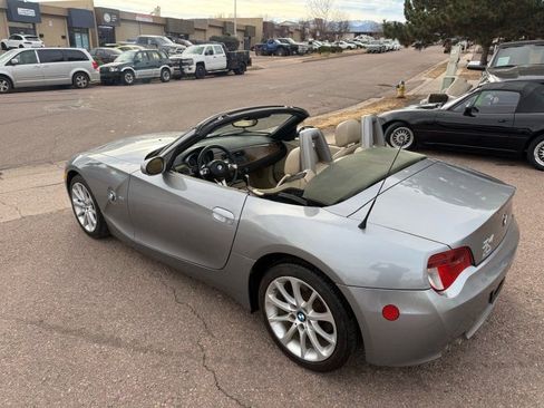Used 2007 BMW Z4 3.0i image 12