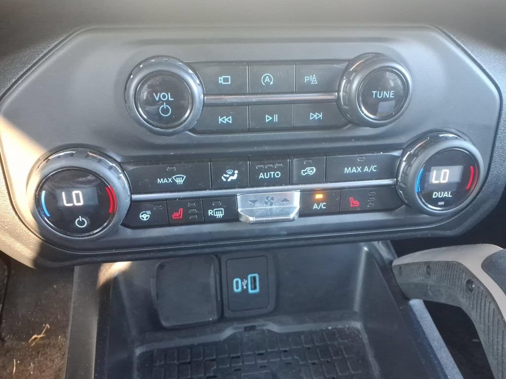 Used 2024 Ford Bronco Outer Banks AWD/4WD image 11