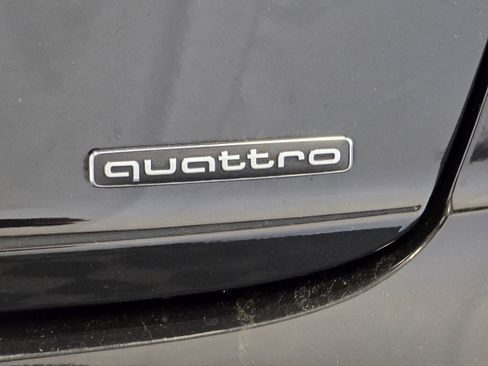 Used 2023 Audi Q8 Premium Plus image 36