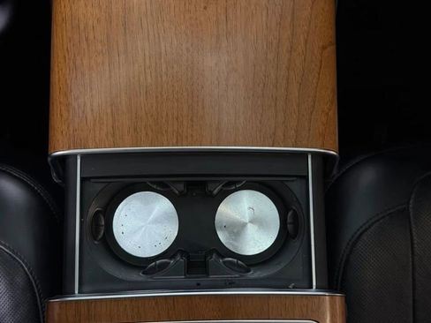 Used 2018 Land Rover Range Rover Autobiography image 11