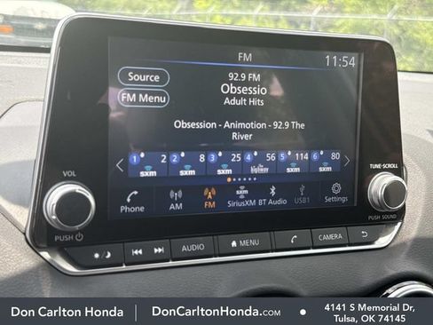 Used 2023 Nissan Sentra SR w/ SR Premium Package FWD image 7