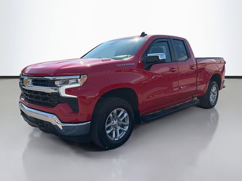 Used 2025 Chevrolet Silverado 1500 LT w/ Protection Package image 7