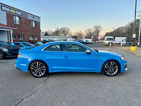 Used 2022 Audi S5 Premium w/ Convenience Package image 4