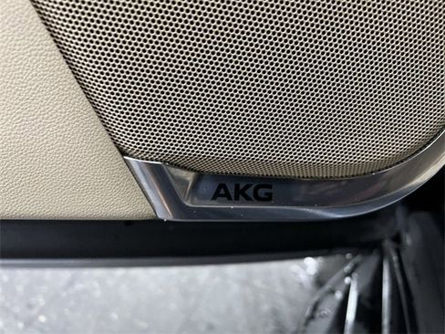 Certified 2024 Cadillac Escalade Premium Luxury image 25