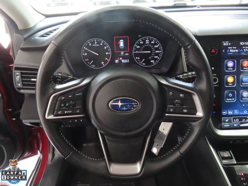 Used 2025 Subaru Outback Premium AWD/4WD image 15