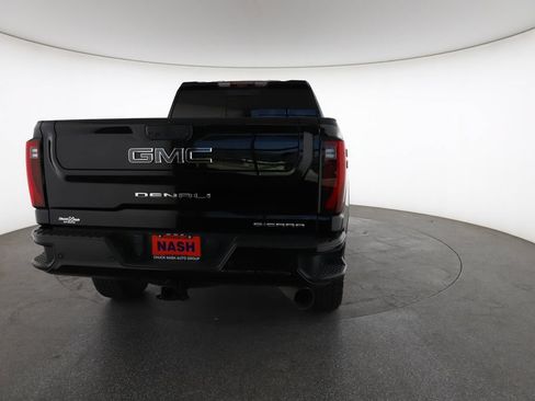 Used 2024 GMC Sierra 2500 Denali Ultimate w/ Max Trailering Package AWD/4WD image 11