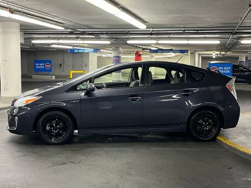 Used 2012 Toyota Prius Two FWD image 27