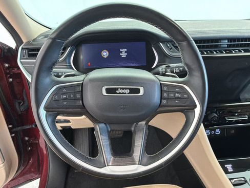 Used 2021 Jeep Grand Cherokee L Limited AWD/4WD image 17