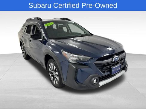 Used 2025 Subaru Outback Limited AWD/4WD image 1