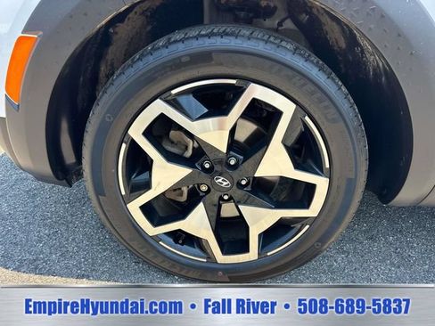 Used 2024 Hyundai Santa Cruz Limited AWD/4WD image 9