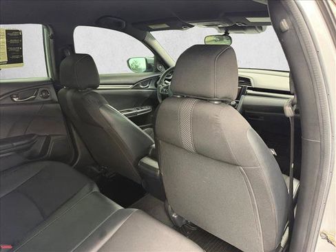 Used 2020 Honda Civic Sport image 24