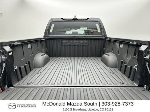 Used 2025 Toyota Tundra Limited AWD/4WD image 23