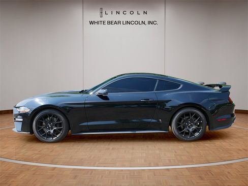 Used 2018 Ford Mustang Premium w/ Ecoboost Performance Package image 8